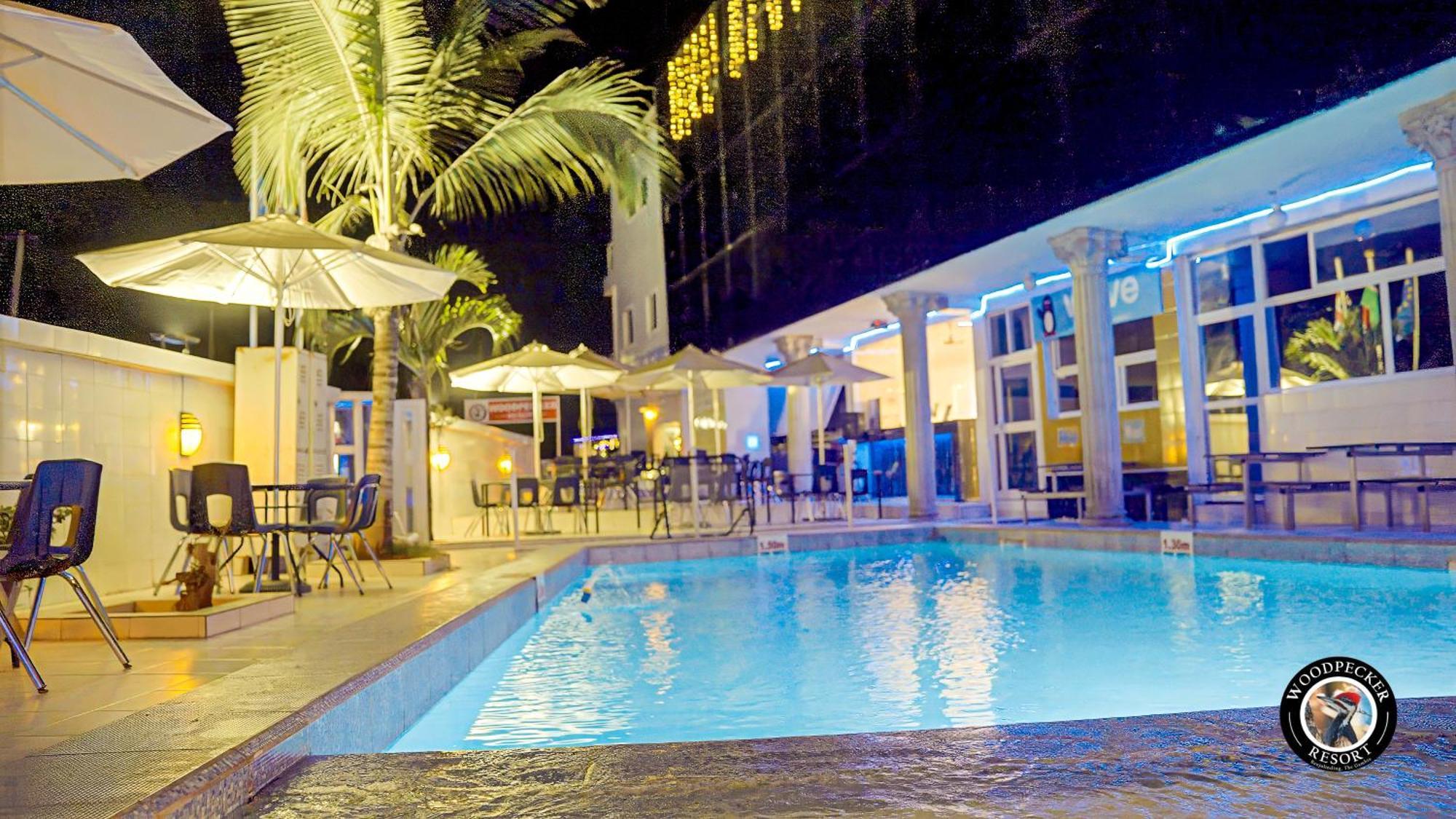 Woodpecker Resort Hotel بانجول المظهر الخارجي الصورة