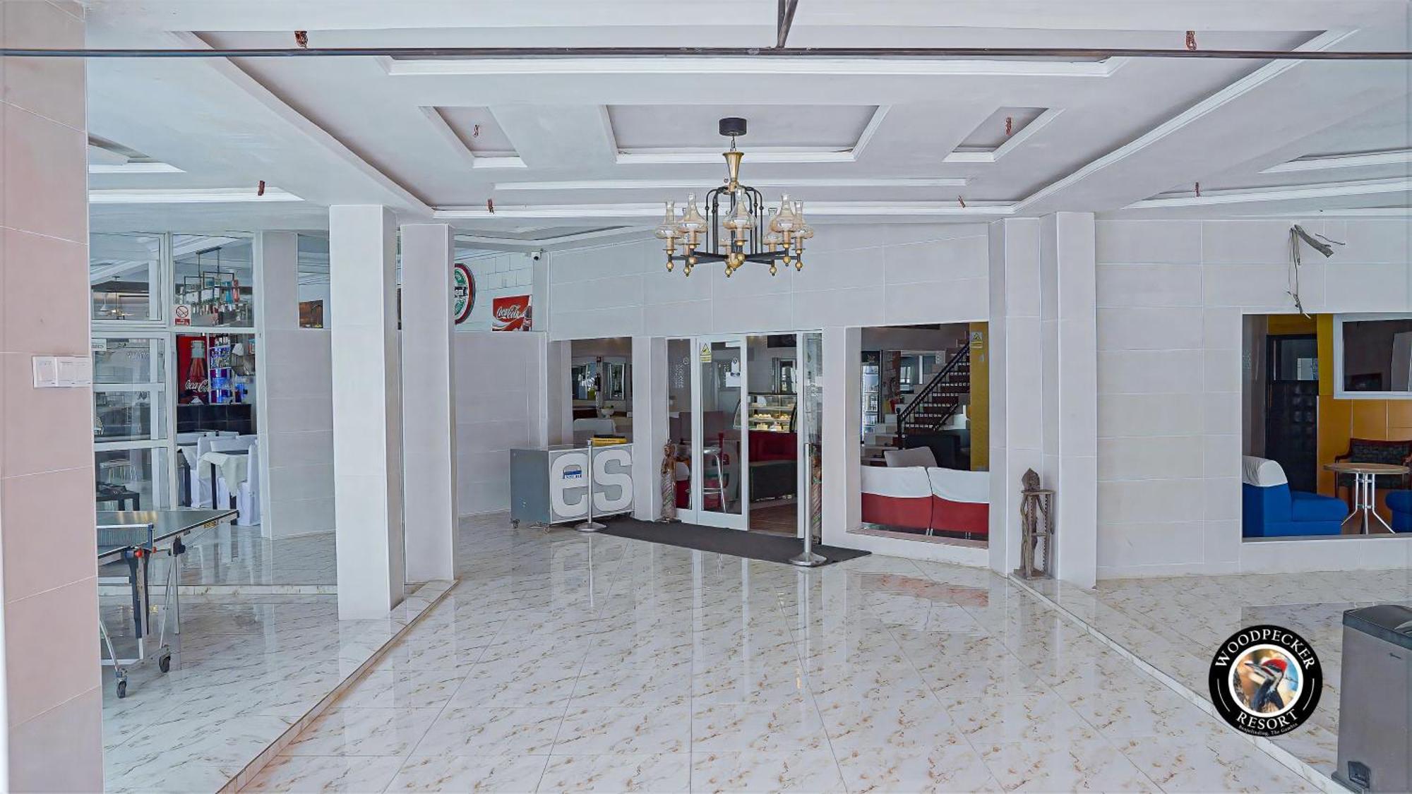 Woodpecker Resort Hotel بانجول المظهر الخارجي الصورة