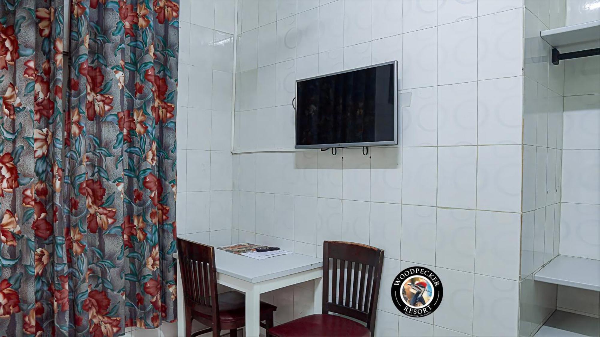 Woodpecker Resort Hotel بانجول المظهر الخارجي الصورة